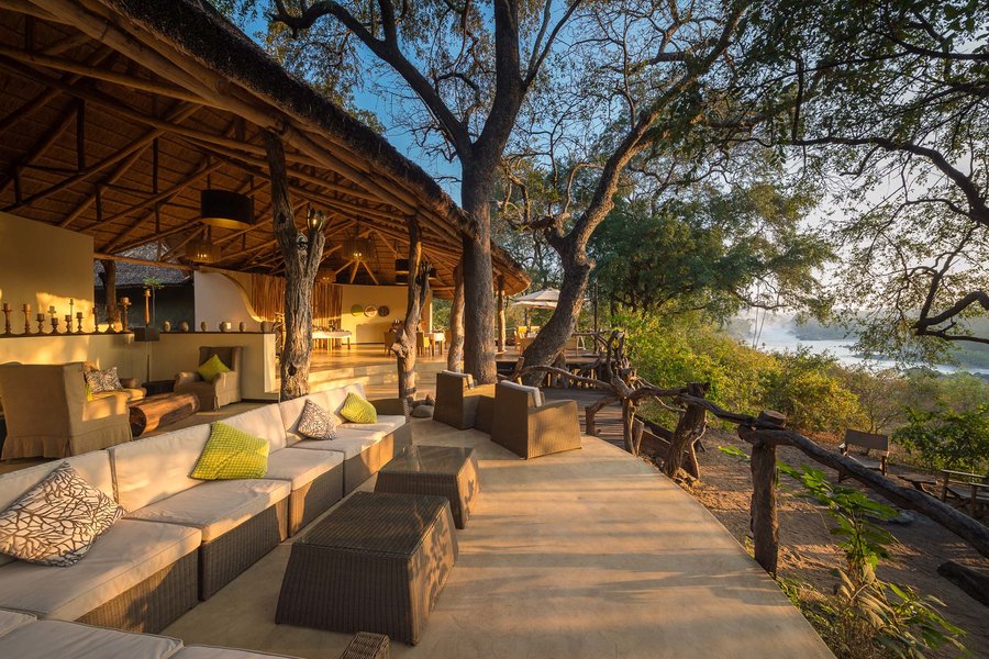 mkulumadzi-lodge-majete-wildlife-reserve-malawi-MALAWISAFARI0818