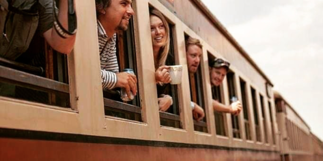 New-rail-tourism-product-launches-in-Zimbabwe-800×400