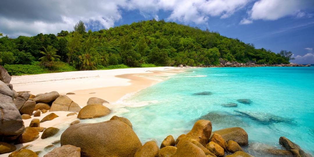 seychelles-beach-p5q9quy_0